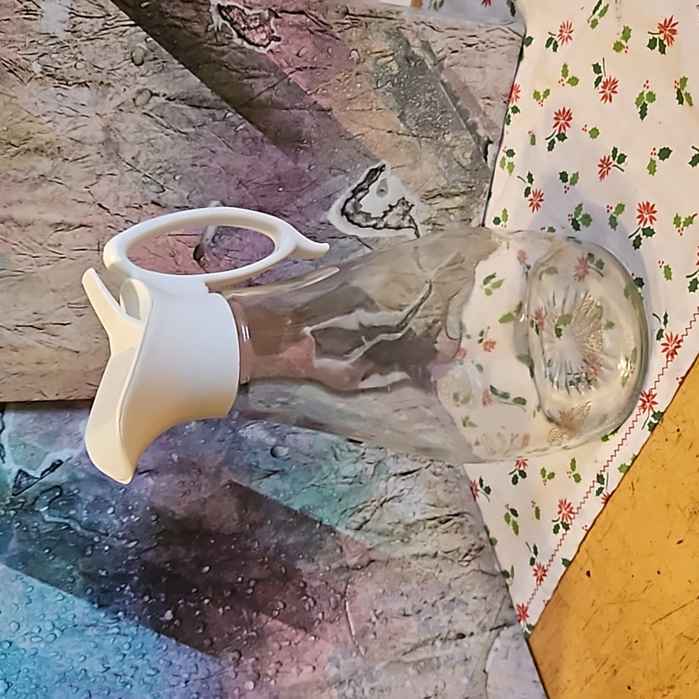 Vintage 1970 Log Cabin Glass Syrup Dispenser Pitcher Gold Eagle Design